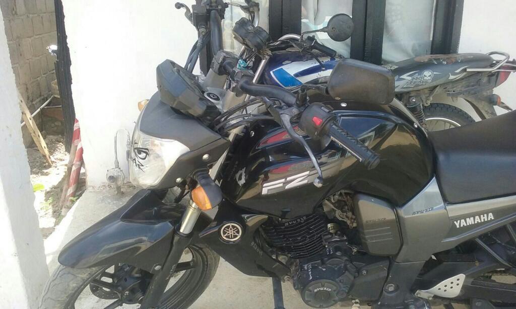 Fz 16 Vendo O Permuto por Moto de Mayor Cilindraje . Solo Tecno Entrego con Carpeta