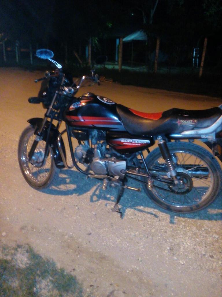 Vendo Moto Eco de Luxe en Buen Estado