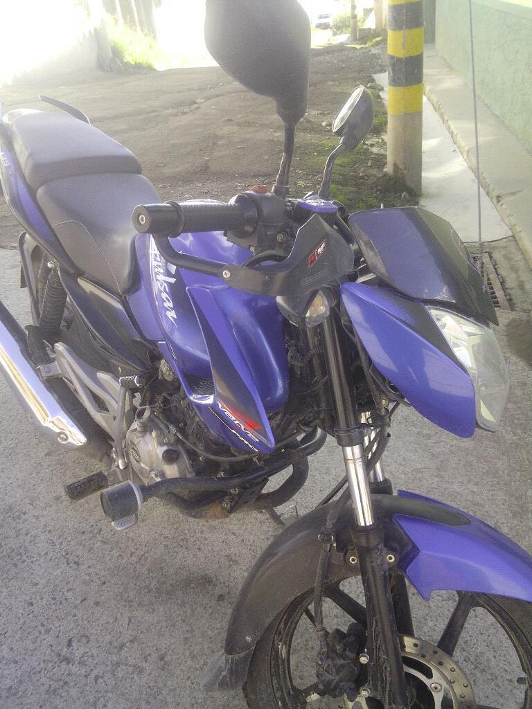 Vendo Pulsar135 Mod 2016 Tel.3158225802