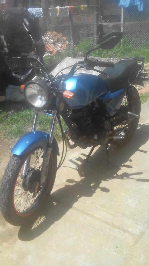 Vendo Moto Akt Nkd 2015 Papeles Al Dia