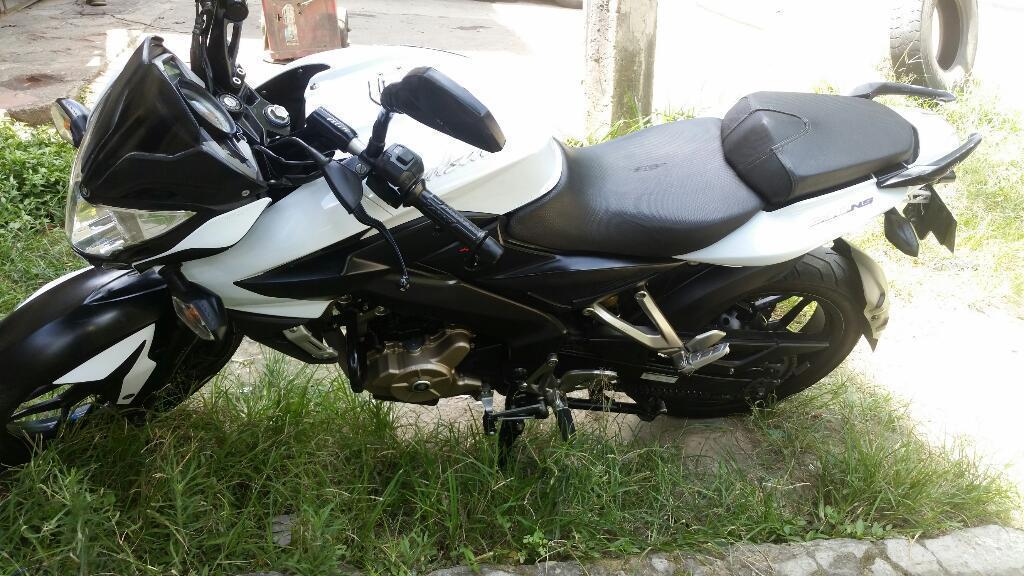 Pulsar Ns 200