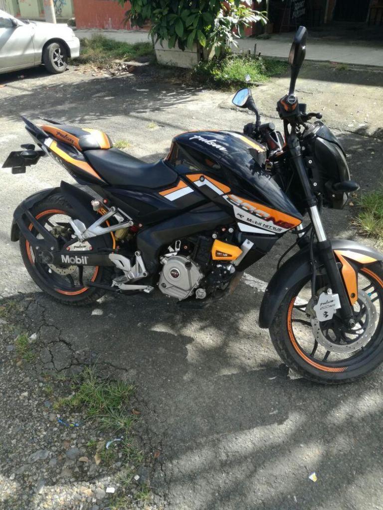 se vende pulsar ns 200