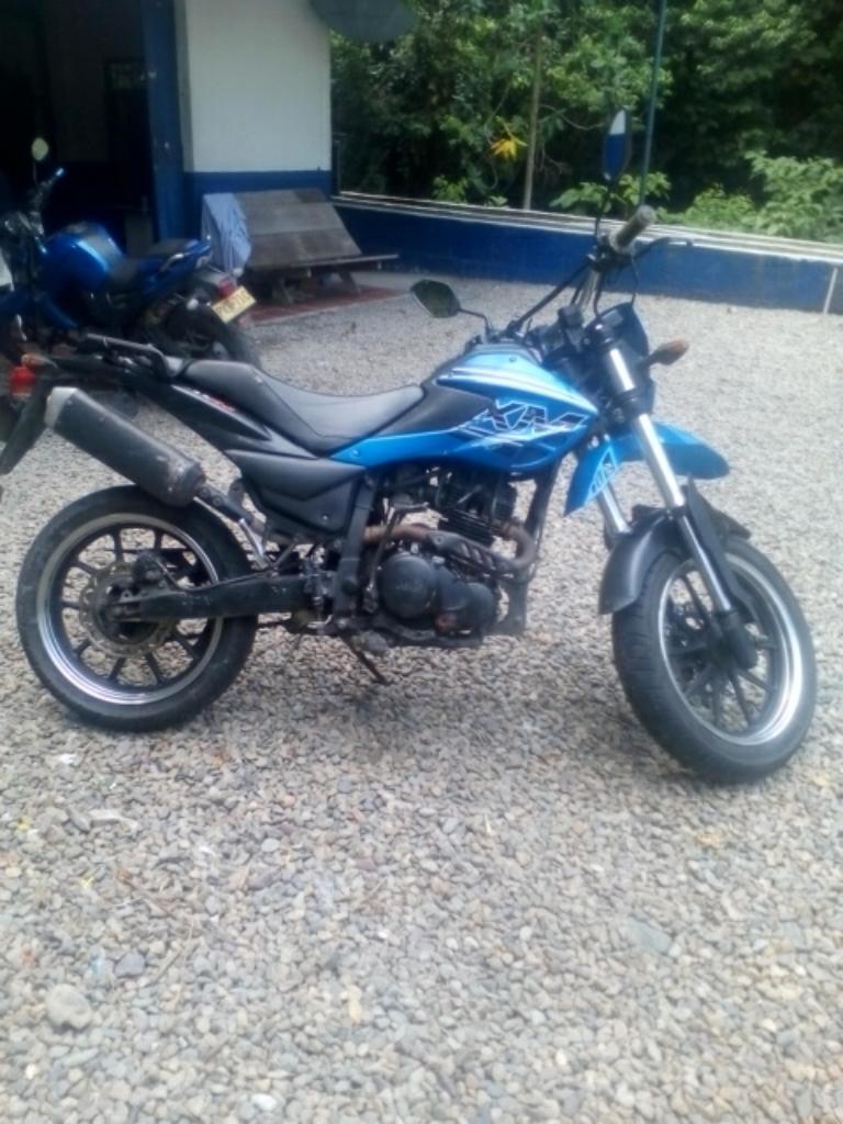 Vendo Xm 180 2013