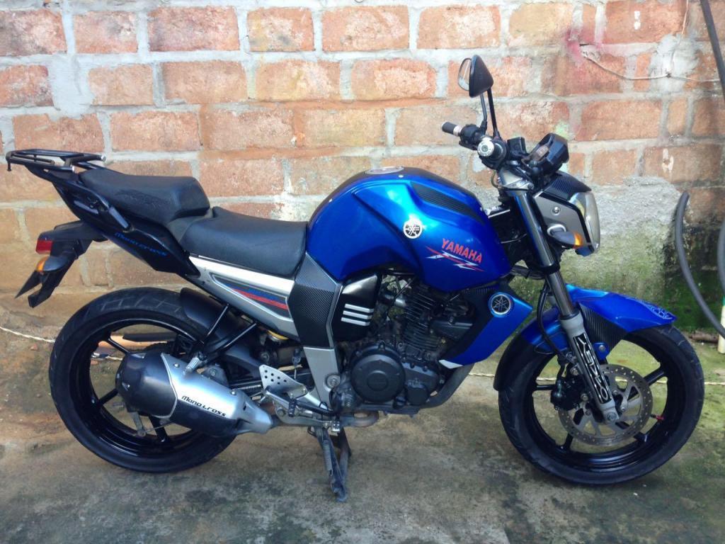 vendo moto fz 16