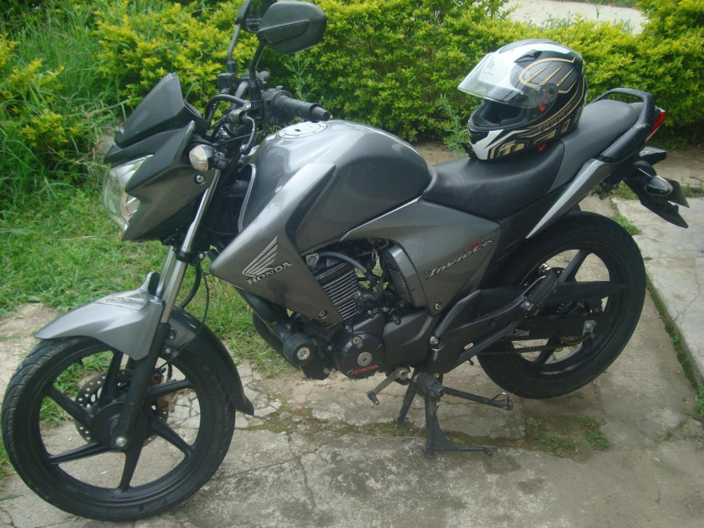 honda CB 150 Invicta modelo 2011. interesados llamar al 3188023224