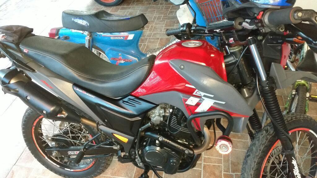 Vendo Akt Tt 125 Moelo 2016