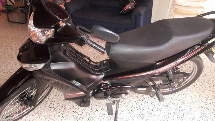 vendo moto cripton 2016