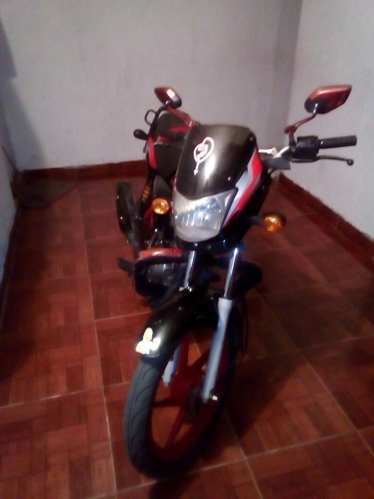 Vendo Moto en Exelente Estado