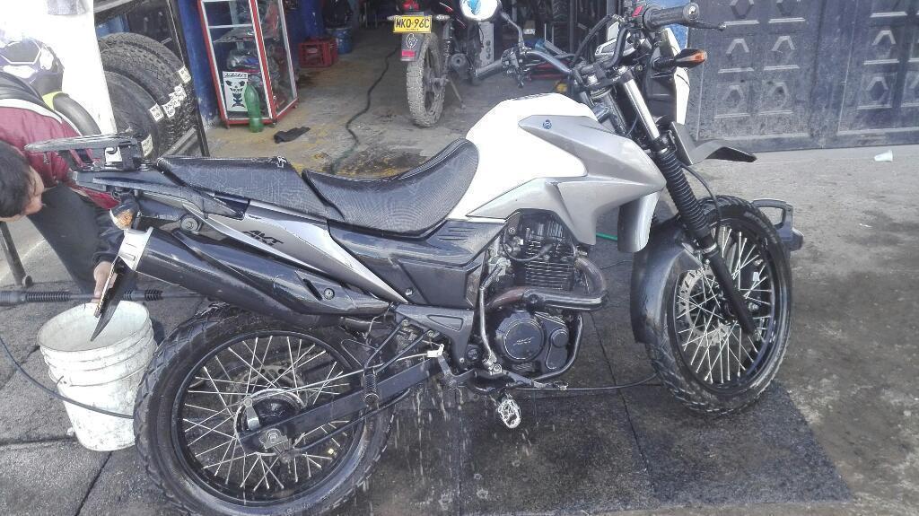 Vendo Ttr 125 Modelo 2014