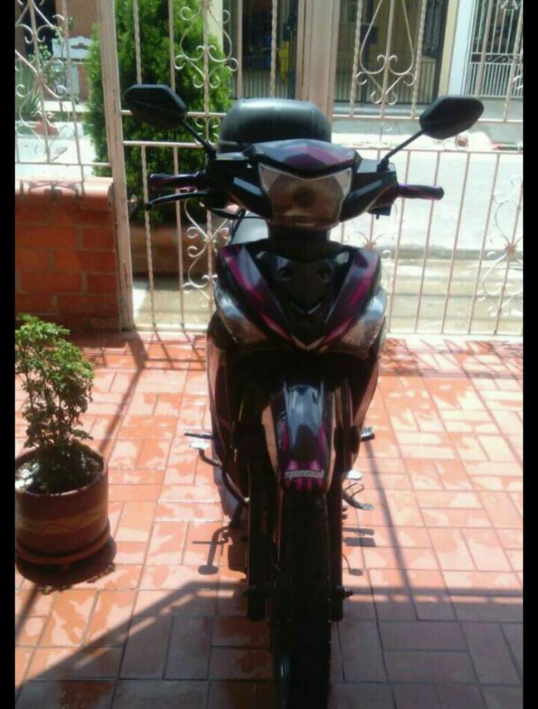 Se Vende Moto Akt