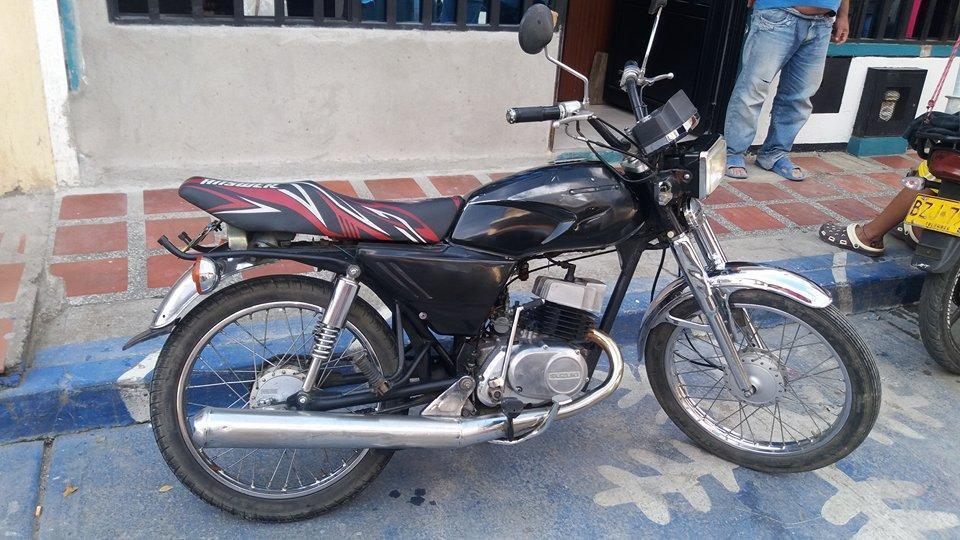 venta moto ax 2008