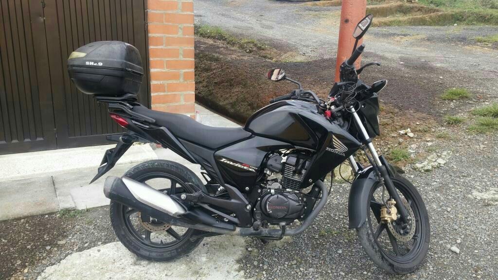 Hermosa Honda Invicta