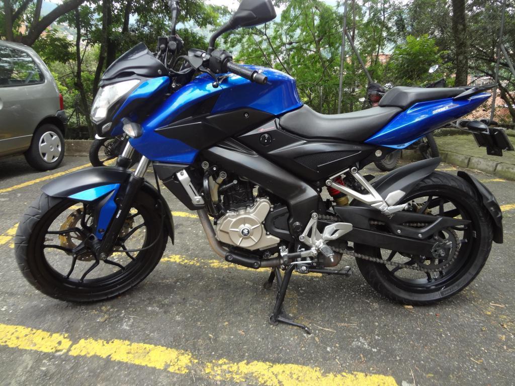 PULSAR 200 NS, MODELO 2014, UNICO DUEÑO, SOAT Y TECNO 2018, ENTREGO A NOMBRE DEL COMPRADOR, RECIBO MOTO