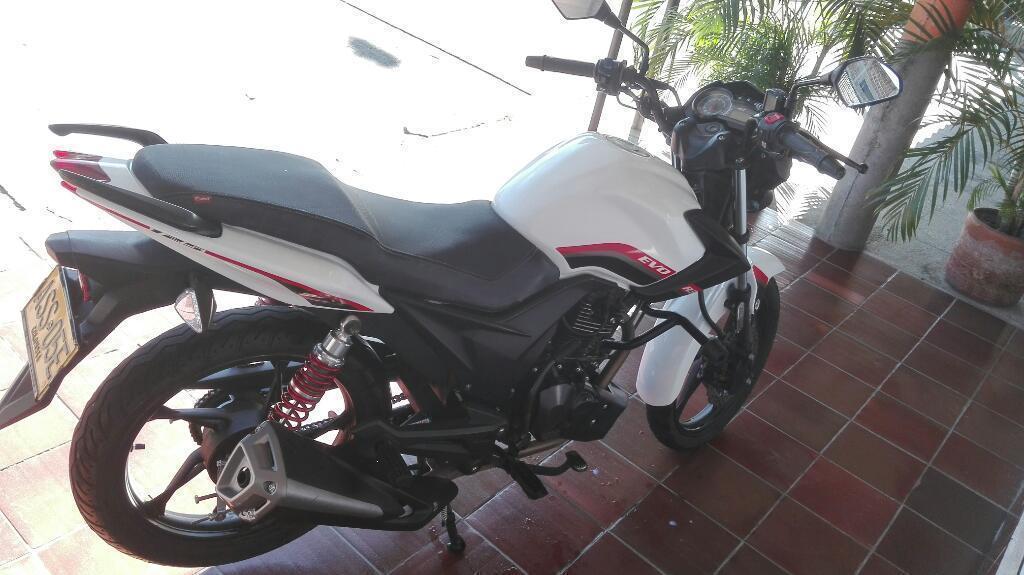 Vendo Moto Akt Evo R3
