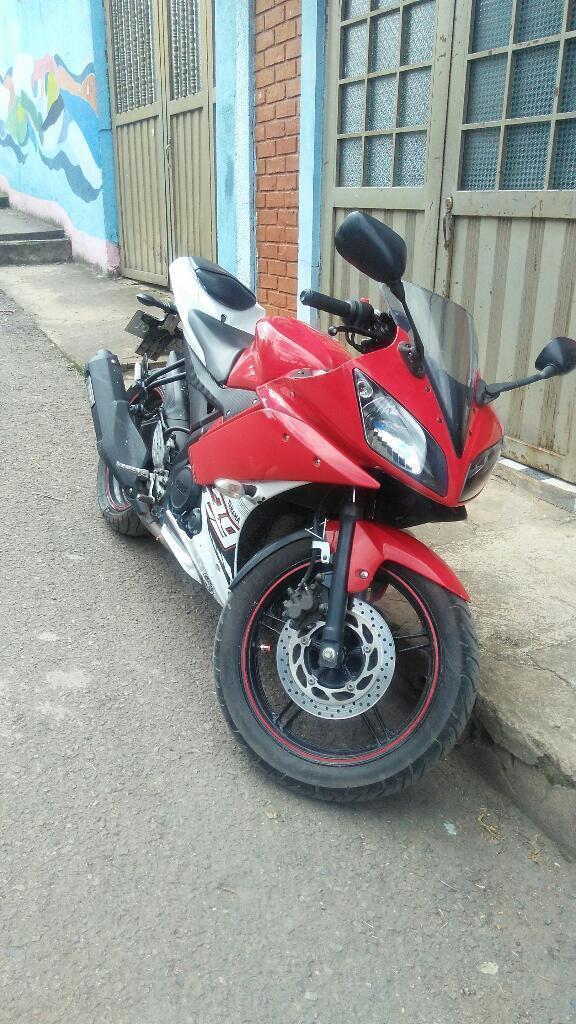 Vendo Exelente R15 Papeles para Enero201