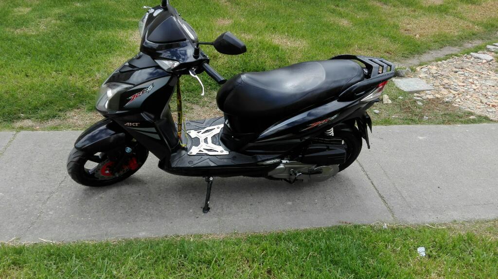 Vendo Hermosa Moto Akt Jet 4