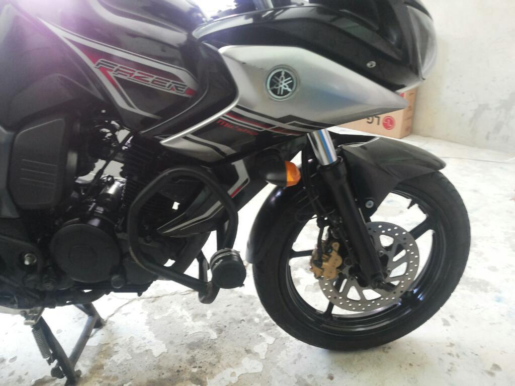 Yamaha Fazer 2015