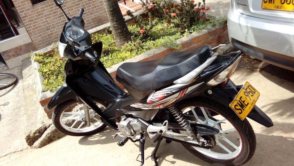 akt Flex WII , 2016, Soat Diciembre, , Poco kilometraje