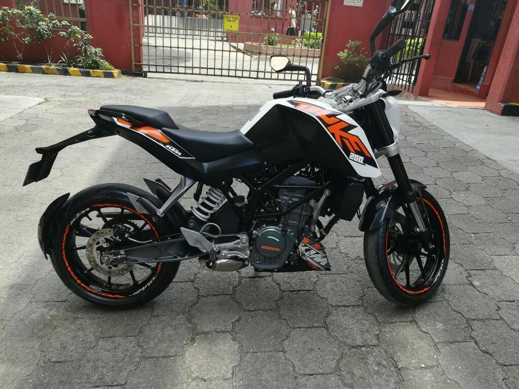 Vendo Moto Ktm Duke 200 Full Blanca