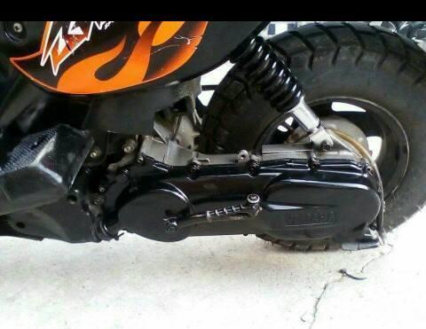 SE VENDE MOTO NEGOCIABLE ,3227913390'