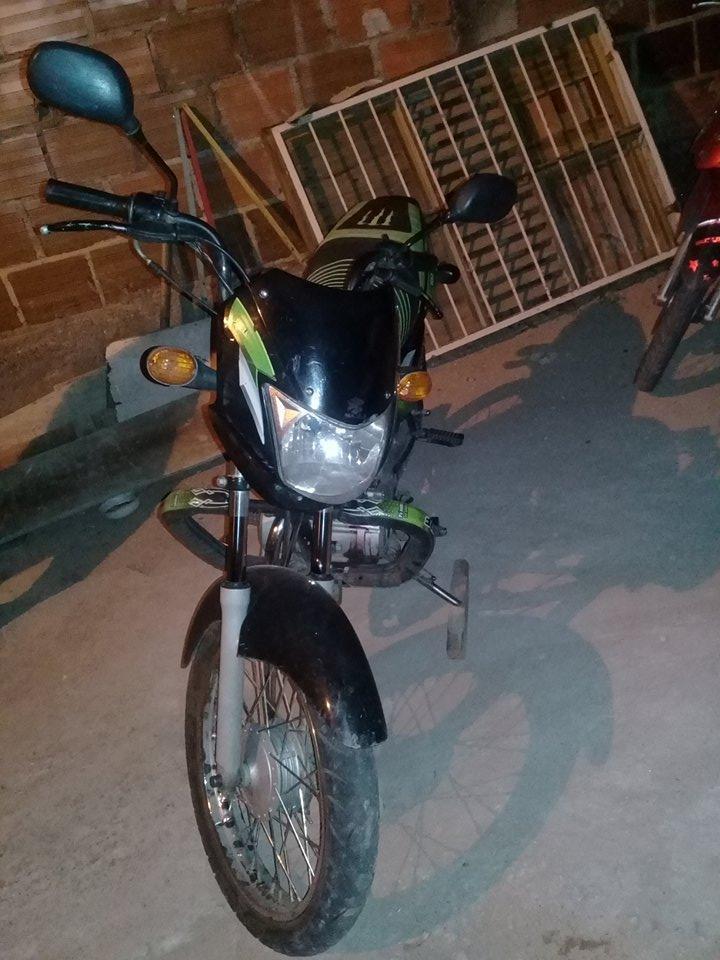 VENDO MOTO BAJAJ BÓXER MODELO 2014