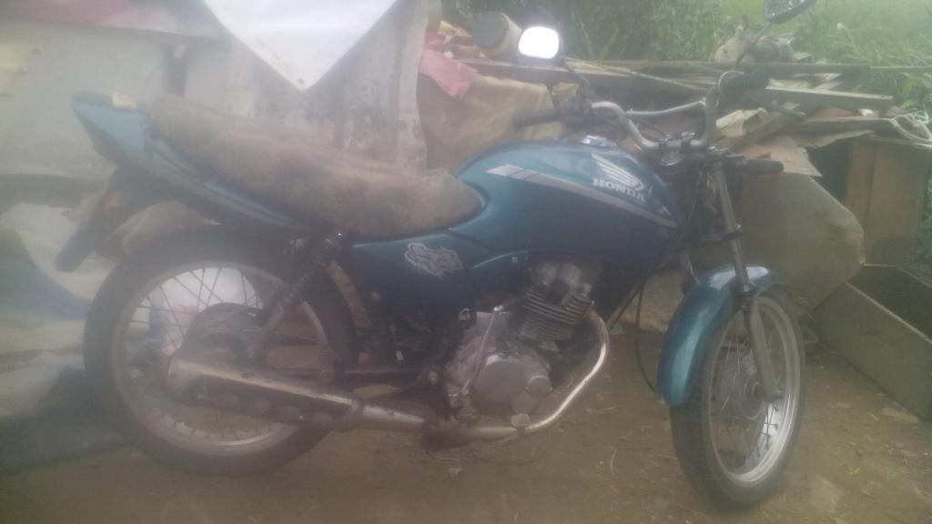 Vendo Moto Cg125 Honda Modelo 2000