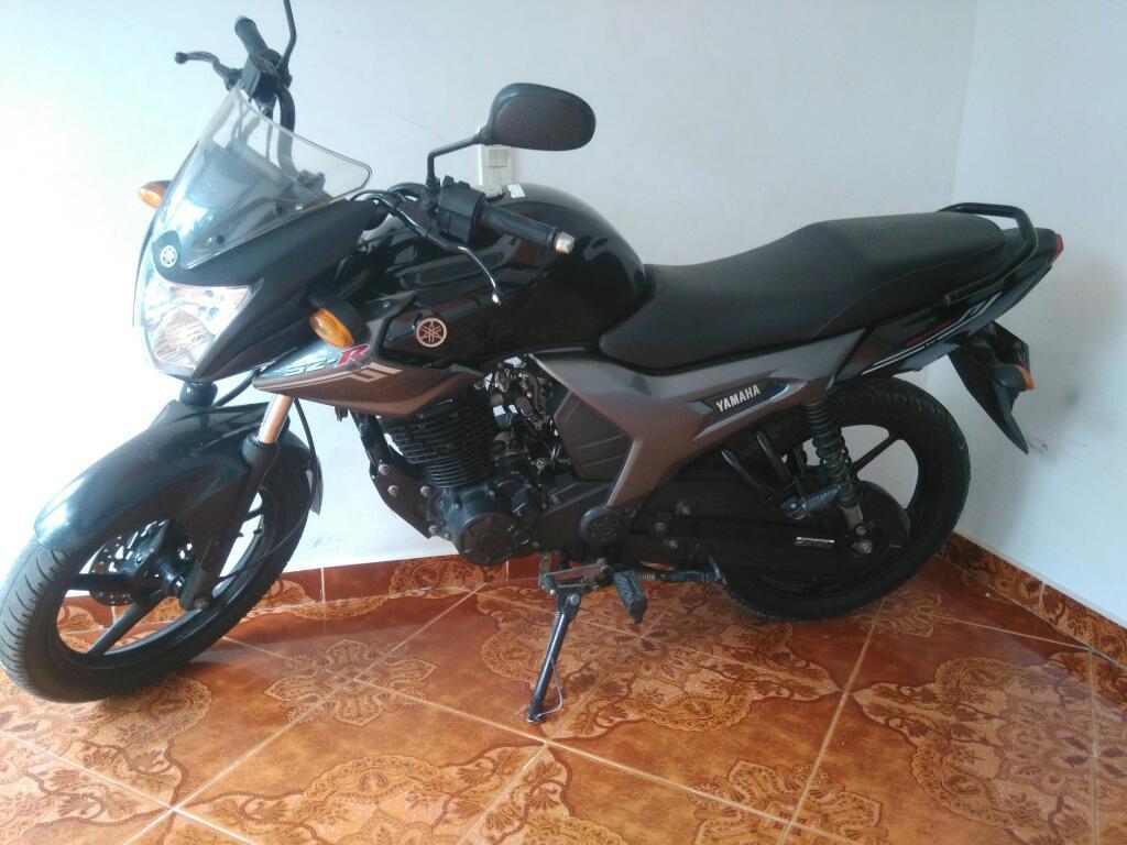 Vendo Hermosa Moto Szr 150 2015