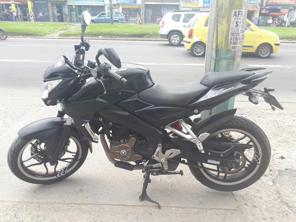 Pulsar Ns 200 2015