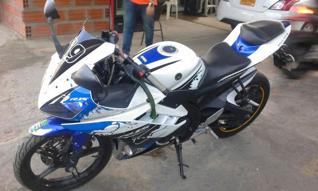 Se Vende R15 Yamaha