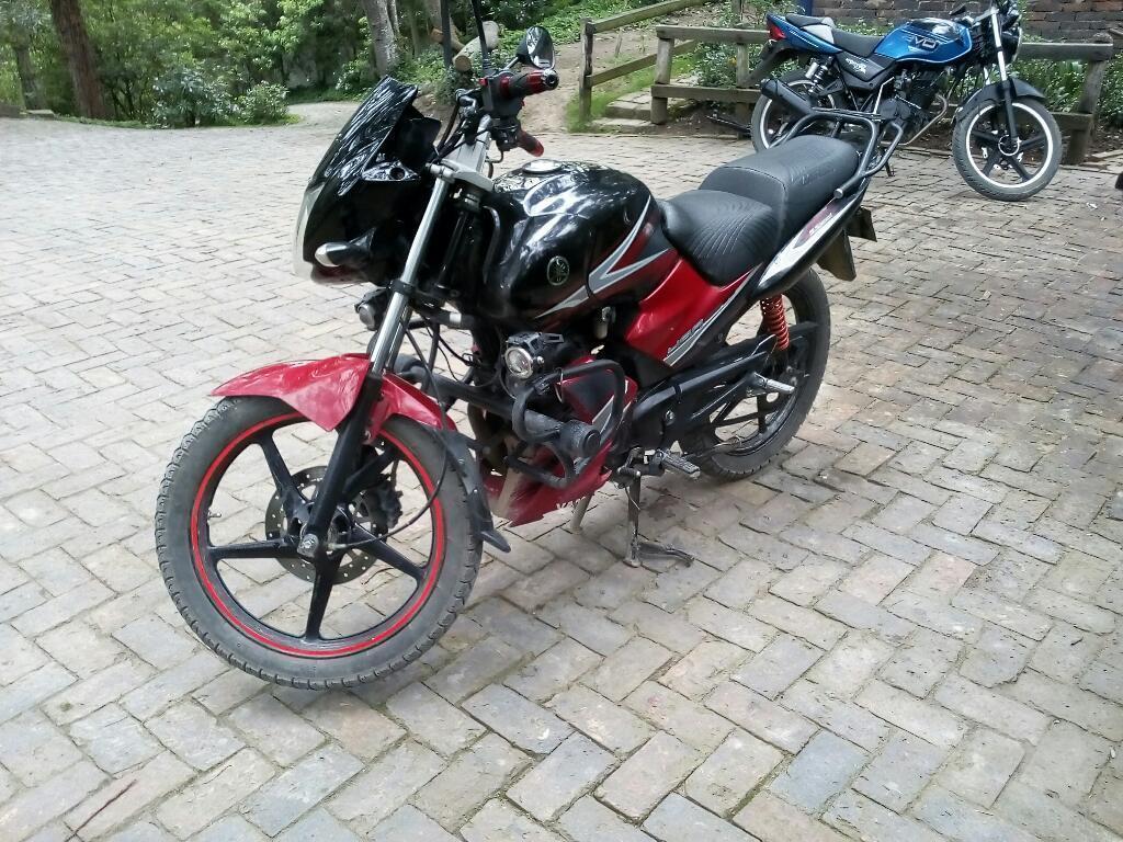 Vento Moto Yamaha 125 en Perfecto Estado