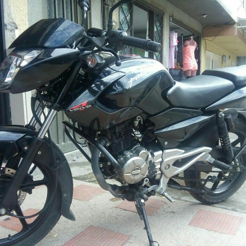 Vendo Pulsar 135