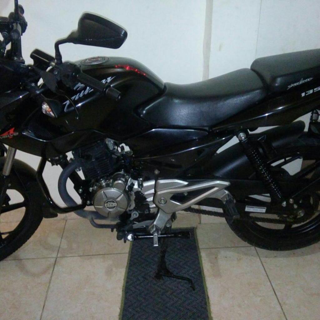 Vendo Pulsar 135