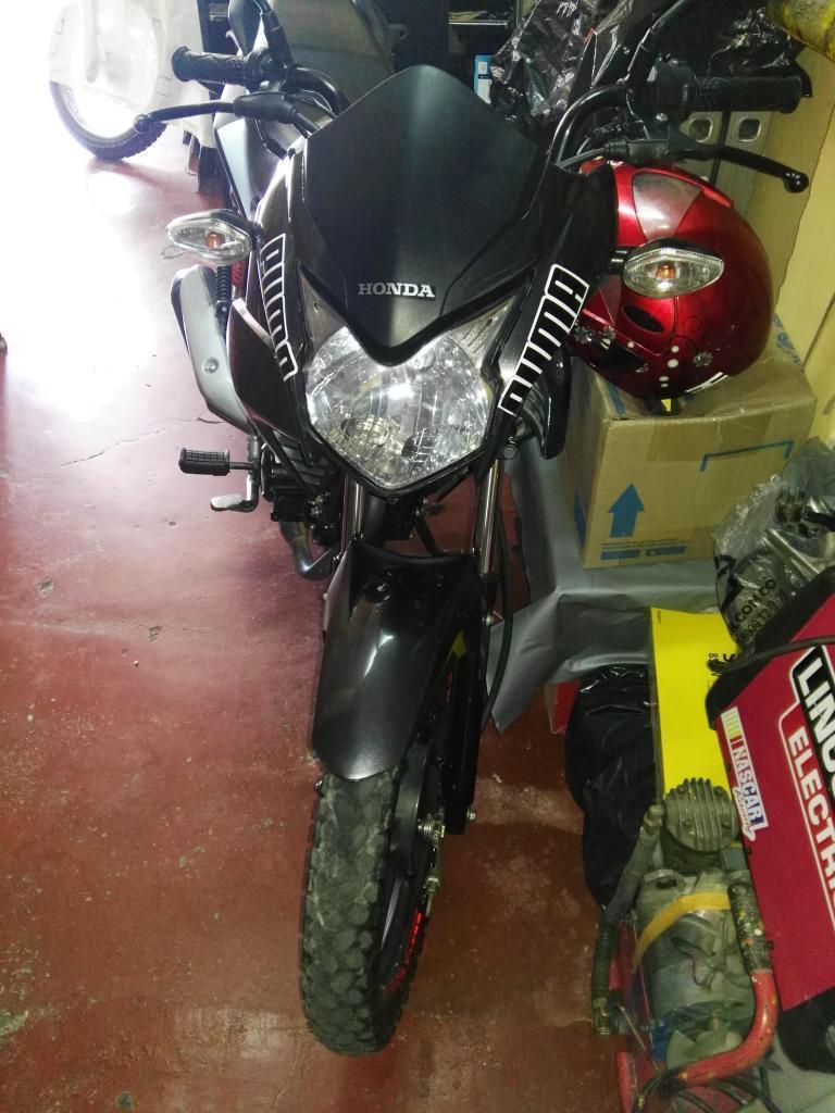 SE VENDE MOTO CB 110