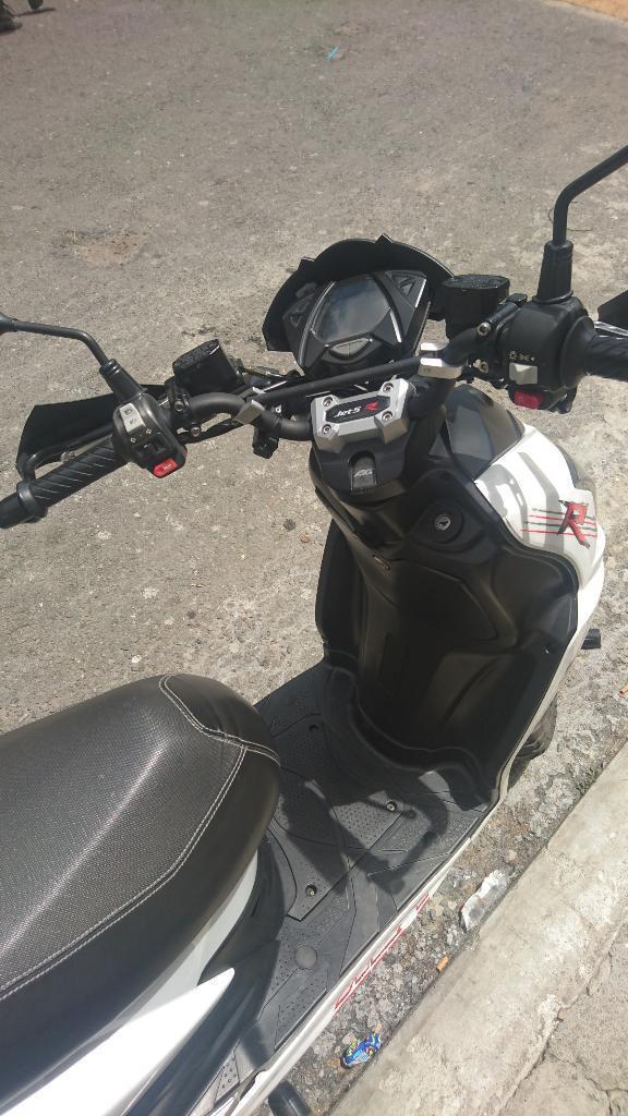 Vende Moto Akt 150 Jets