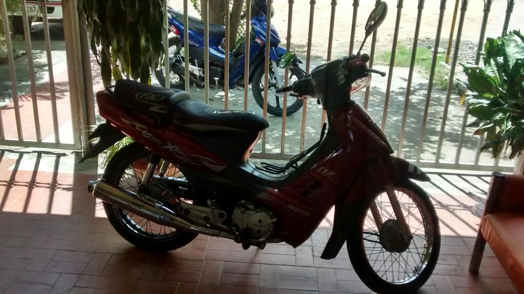 Vendo Moto Vivax 115 en Buen Estado