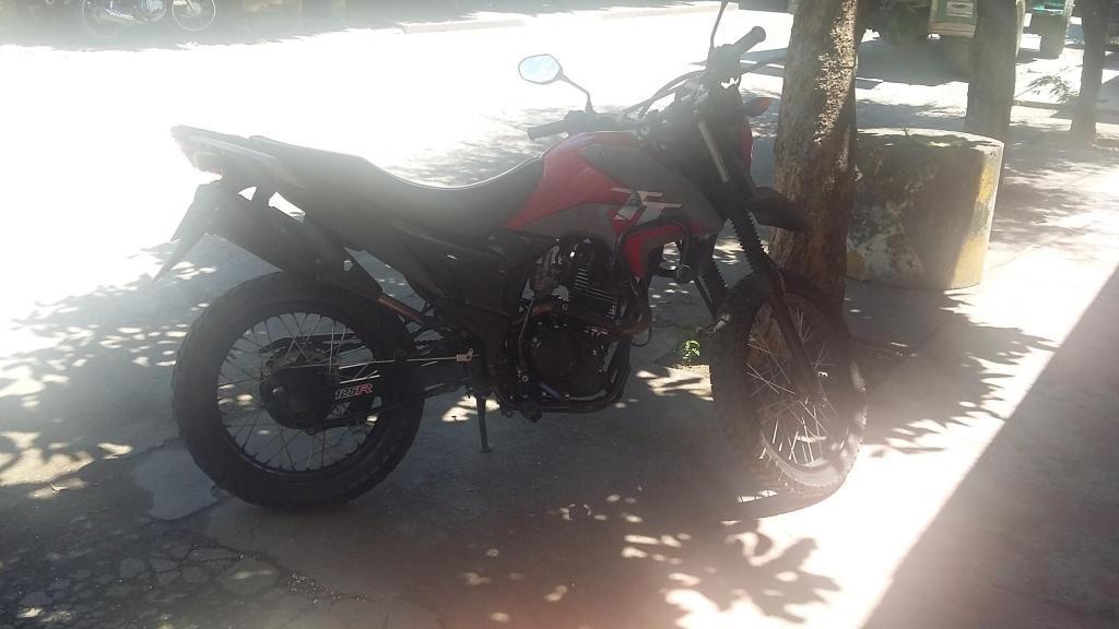 TT 125 Roja Unico dueño, Negociable, Recibo moto que no sea grane