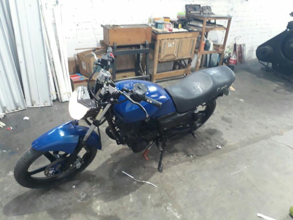 Vendo Moto Akt Evo 2011