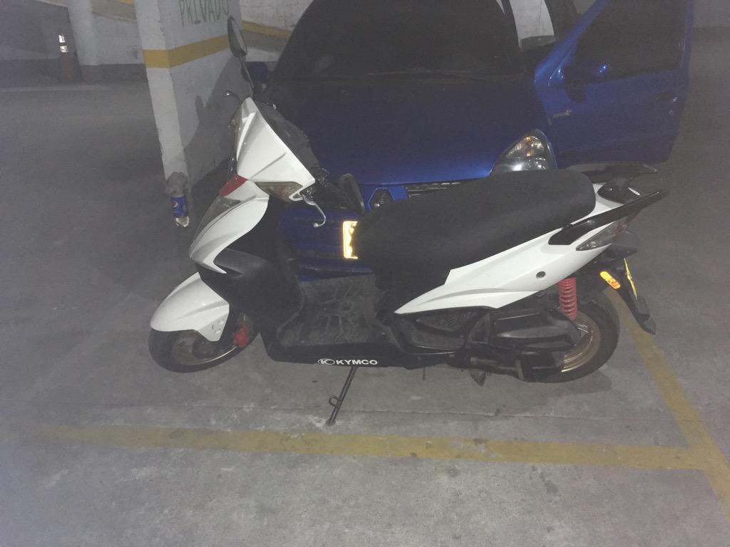 Vendo Moto Kimko Economica Modelo 2013