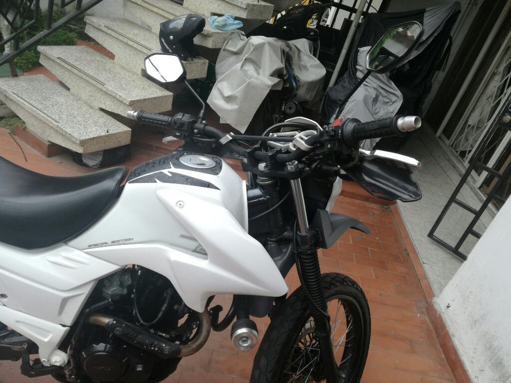Moto Akt 150 Modelo 2015 Blanca 3.200000