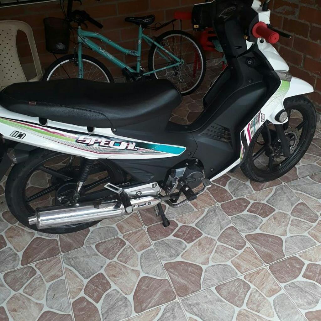 Se Vende Akt110 Special