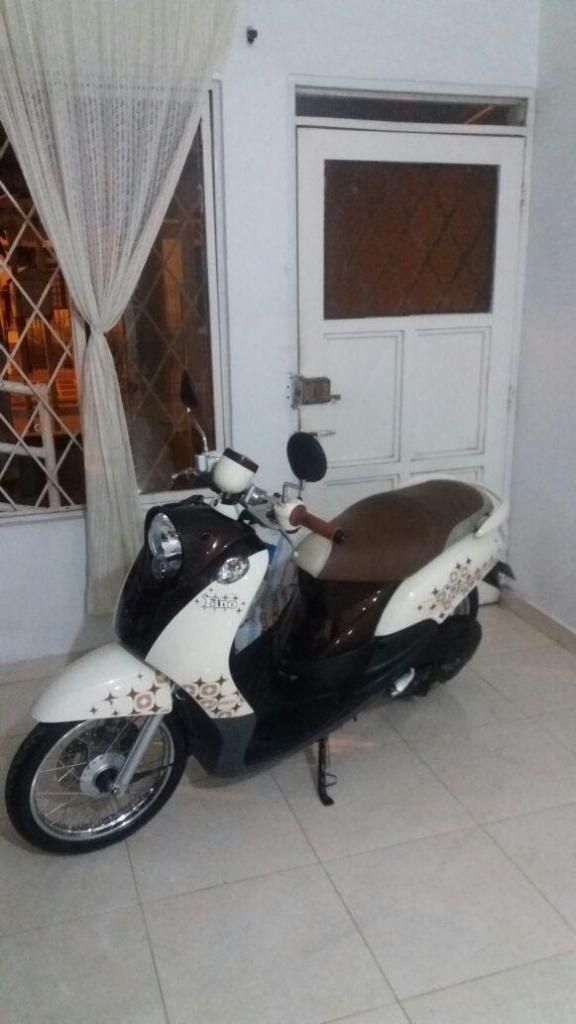 VENDO YAMAHA FINO 2013 CON 7550 KILÓMETROS COMO NUEVA, ÚNICA DUEÑA