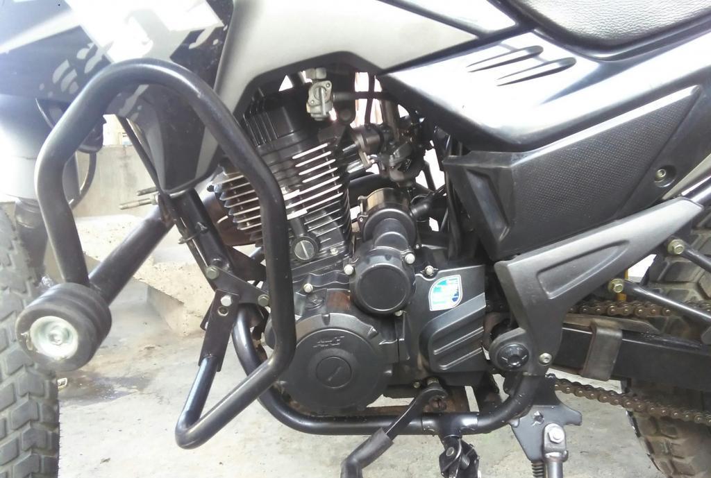 Moto AKT 125 full estado mod 2014 todo al dia!!!