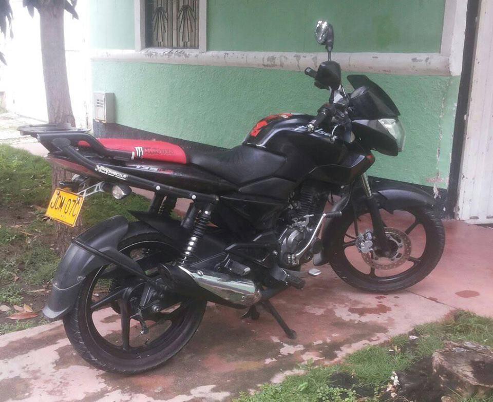 pulsar 135