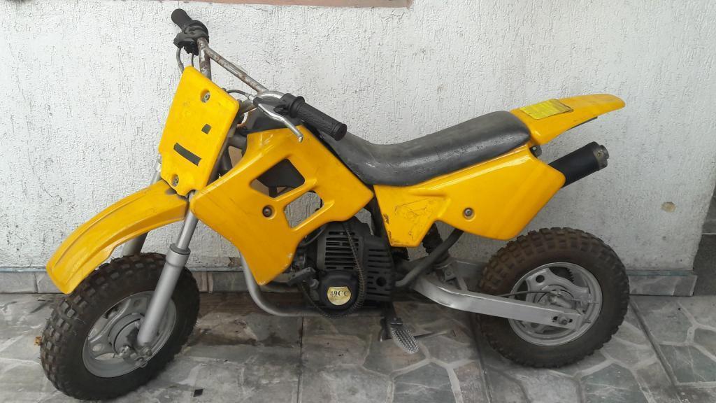 Vendo moto pequeña