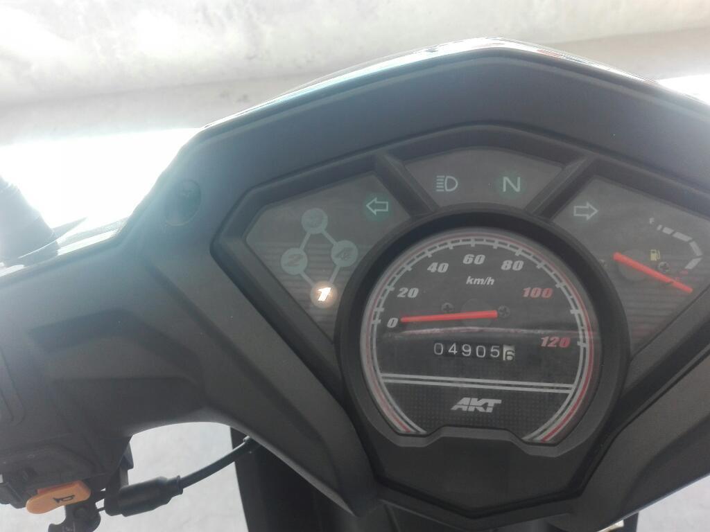 Vendo Hermosa Akt Special 2014