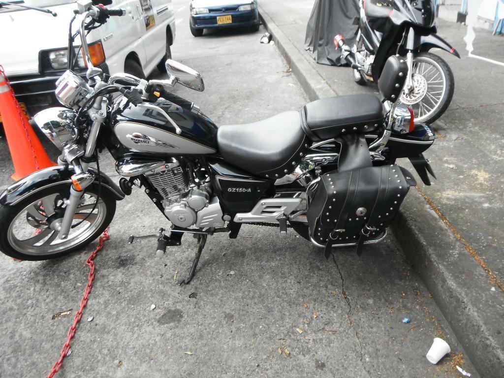 motocicletasuzuki estilo harley