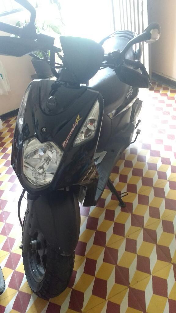 Se Vende Moto Akt 125 Modelo 2015