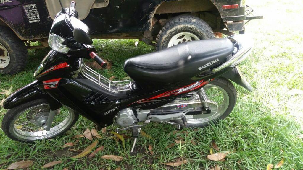 Moto Suzuki Modelo 2012