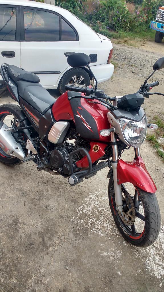 se vende yamaha fz16