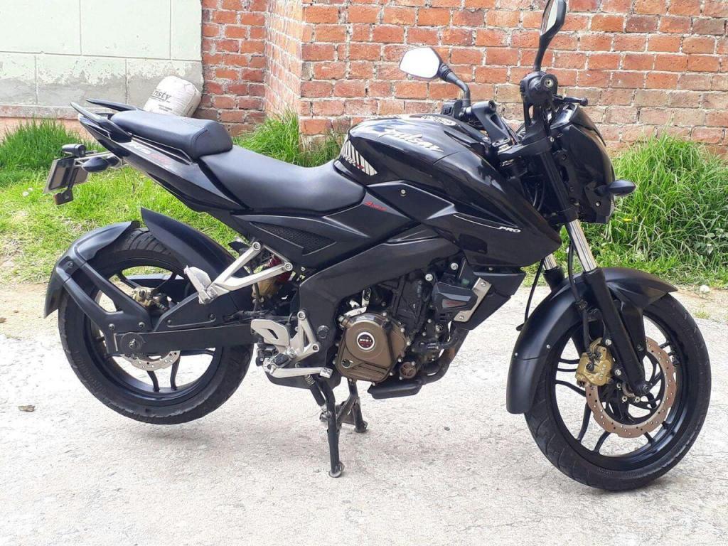 VENDO MOTO PULSAR NS 200